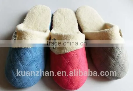 Stitching Suede Coral Fleece Collar Woman Slipper With Huge Diamond