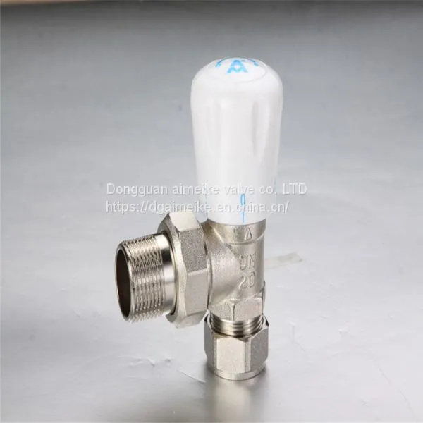Air Condition Heating Installation Straight / Angle Type Thermostatic Brass Radiotor Valve photo-2