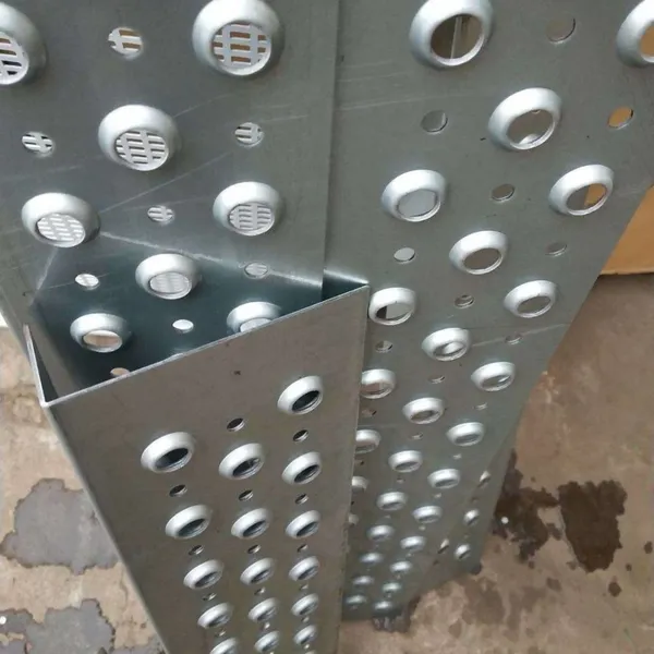 Galvanized Non-Slip Perforated Flooring Sheets for Outdoor Safety and Drainage photo-3
