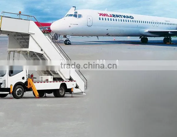 150HP Dongfeng Electric EQ5070TKT Mobile Aircraft Landing Stairs