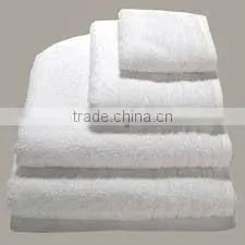 WHITE HOTEL TOWEL SET