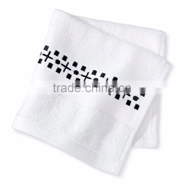Affinity Soft White Jacquard Bath Towel Stock Supplier's Choice photo-2