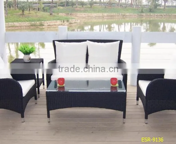 Outdoor Wicker Furniture in a Variety of Styles