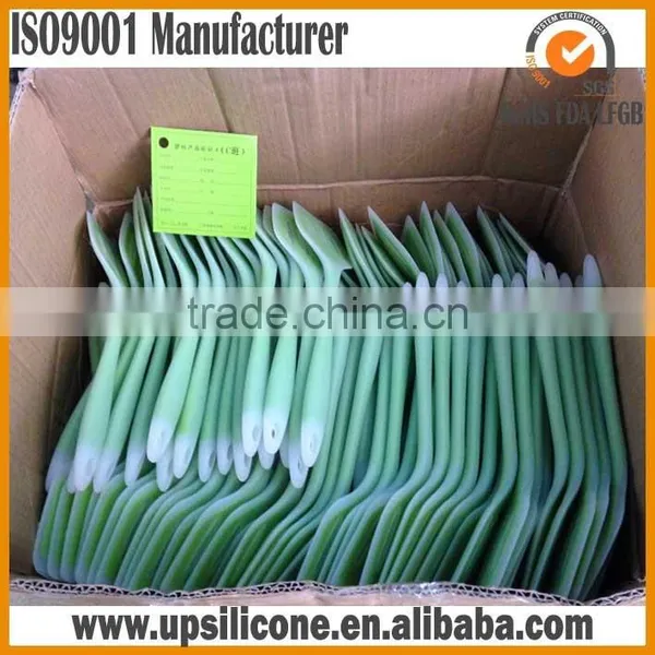 Eco-friendly Green Silicone Utensils Set photo-4