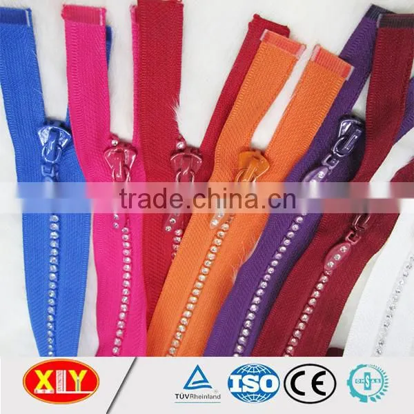 High Quality Autolock Slider Custom Length Plastic Diamond Zipper photo-2