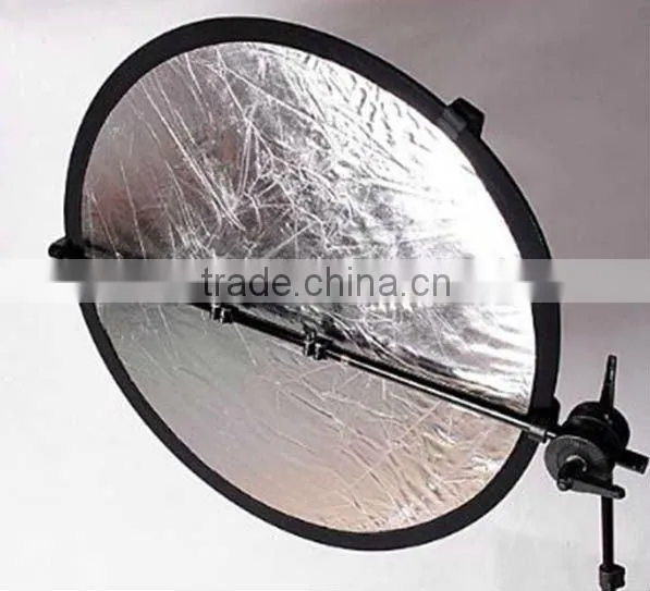 Universal Reflector Arm and Support System for Collapsible Backgrounds