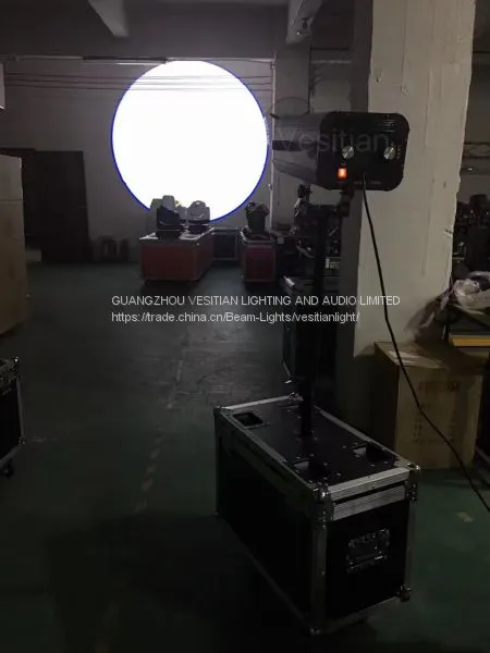 Концертный сценический LED-прожектор с автоматической отслеживанием 15r photo-3