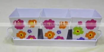 Metal Flower Planter With Tray photo-3