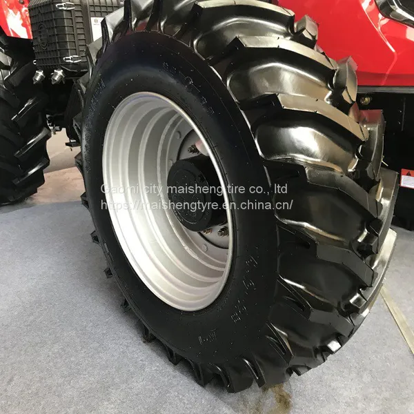 12.5/80-18 16.9-28 Tyre/vacuum Tyre Engineering Machinery Tyre Both Ends Busy Tyre photo-2