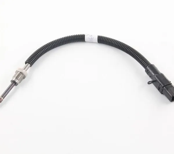 21164790 1632307210710A 7421164790 Truck Exhaust Gas Temperature EGT Sensor For VOLVO photo-2