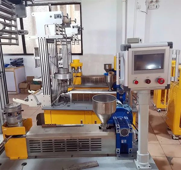 Small Plastic Film Blowing Machine, Lab Blown Film Equipment, Mini Type Blown Film Machine photo-5