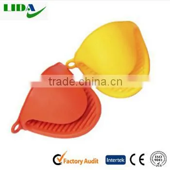 Lovely Heat Resistant Insulated Silicone Baking Kitchen Glove Bowl Clip Oven Pot Holder KIT601 photo-4