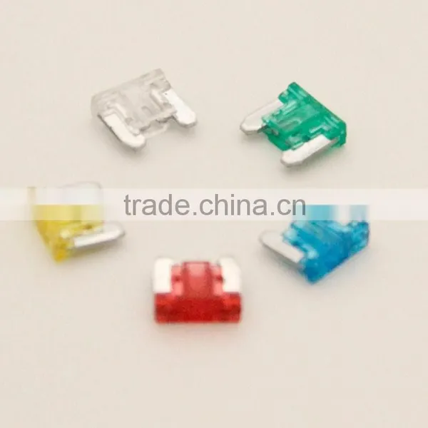 DongGuan Supplier:flat Foot Auto Fuse/ Middle Size Auto Fuse/short Foot Auto Fuse photo-4