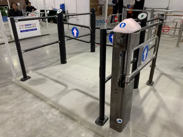 Fabrikpreis: Elektronische vollautomatische Schwenkbarriere (Metallturnstile) für Supermärkte photo-5