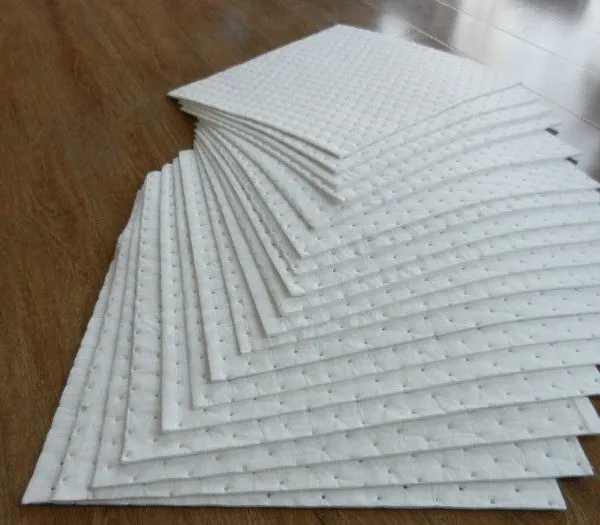 China Supplier 100% Polypropylene Oil Absorbent Pad for Oil Spill Control photo-2