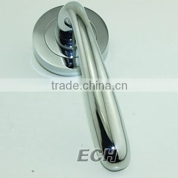 China Supplier Door Hardware Zinc Chrome Door Handle photo-3