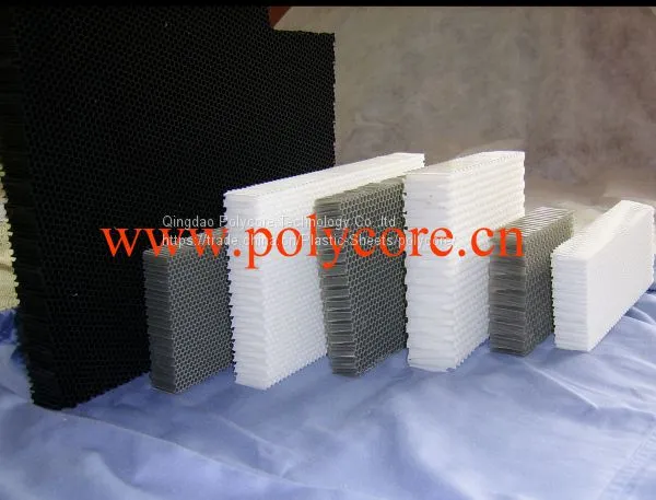 Polycarbonate Honeycomb Act as Air Filter in Commercial Refrigeration Display Showcase photo-5