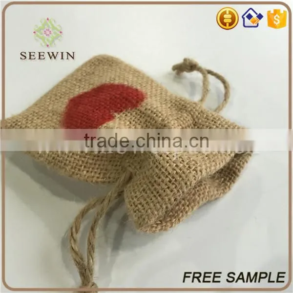 Heart-shaped Jute Bag for Packing photo-3