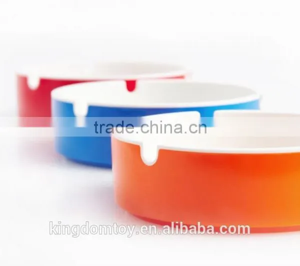 Plastic Ashtray Wholesale photo-3