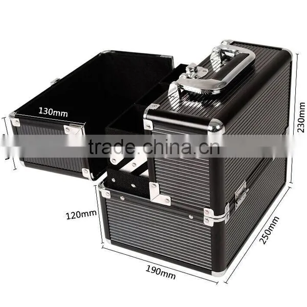 Black Aluminum Cosmetic Case With Handle photo-2