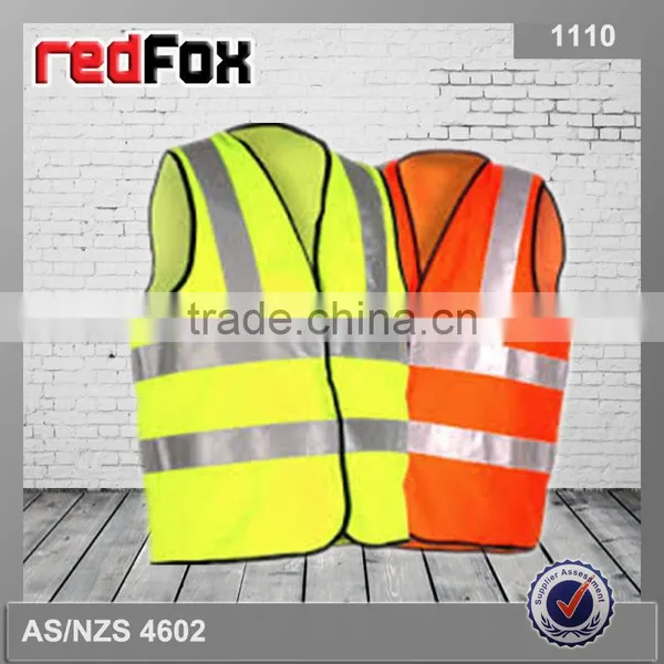High Visibility Reflective Safety Vest With Custom Logo in Stocks photo-3