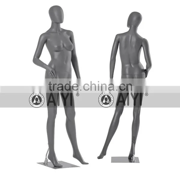 Charming Female Mannequin Window Display photo-5