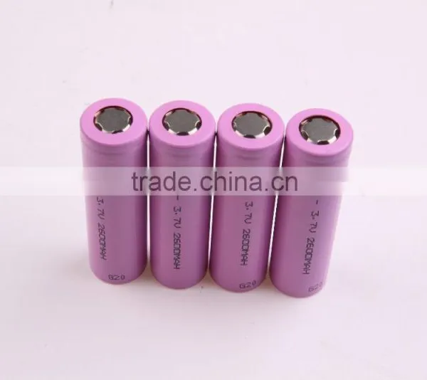 Cylindrical Size and LiFePO4 Type 3.7V Rechargeable 18650 Li Ion Battery photo-2