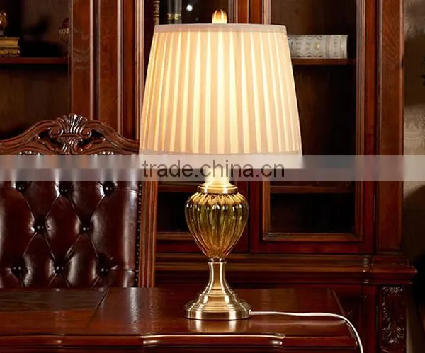 Metal Base Ceramic Body With Fabric Lampshade Modern Desk Lamp Bedroom Living Room Dining Room Table Lamp photo-2