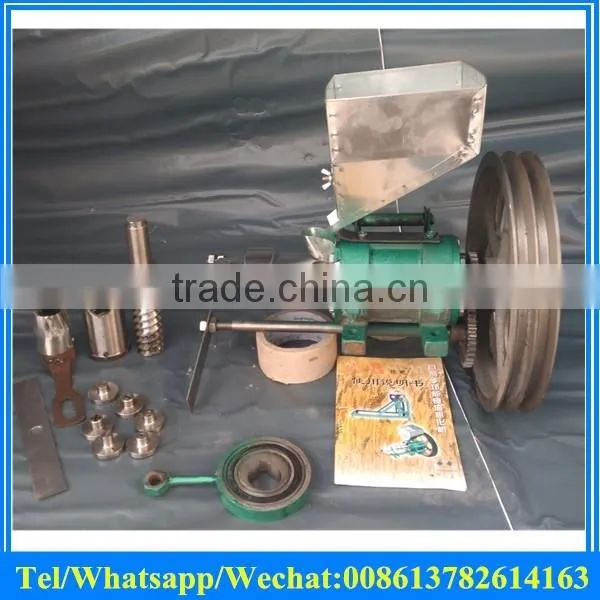 Easy Operation Puffed Corn Snacks Machine / Multifunction Small Corn Extrusion Machine