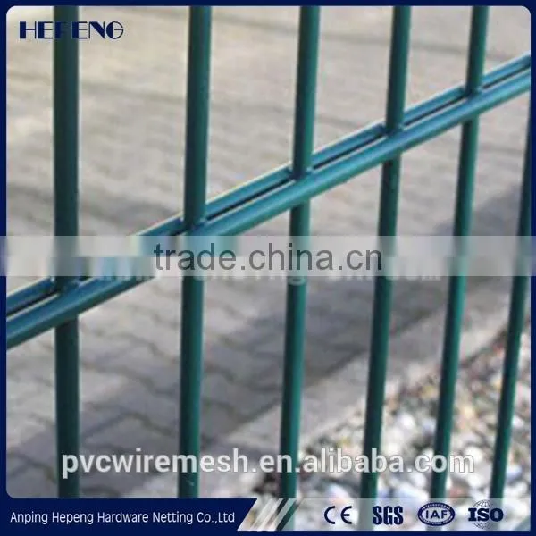 Hepeng Factory Welded Steel Wire Double Wire Fence photo-4