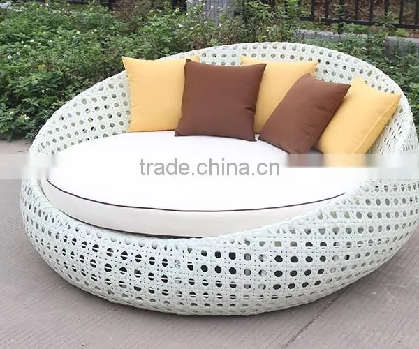 Modern Sofa Sunbed Rattan Round Bed Used Patio Furniture photo-3