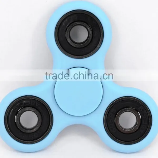 Cheap ABS Tri Fidget Hand Spinner for Stocking Stuffer Kids and Adult photo-4