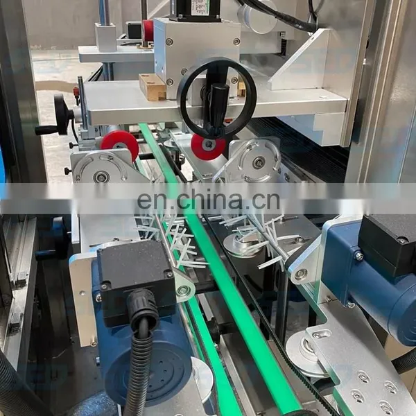 Video Technical Support Automatic Bottle Shrink Sleeve Labeling Machine photo-4