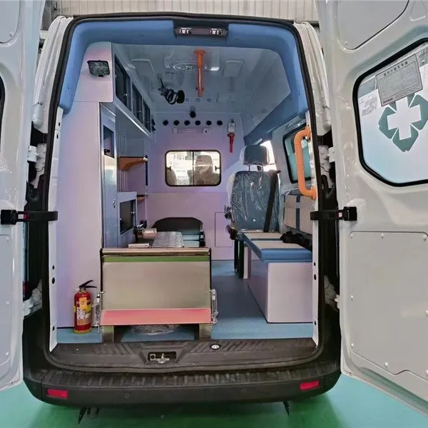 The Ford V362 Medical Ambulance is Equipped With Professional Equipment to Save Lives photo-5