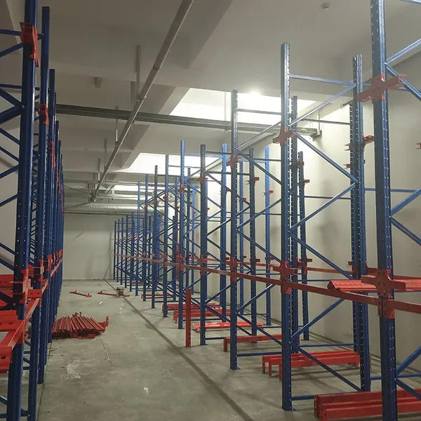 Heavy Duty Cross Beam Pallet Racking For Warehouse Storage photo-5
