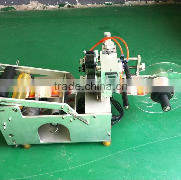 Semi Automatic Label Sticker