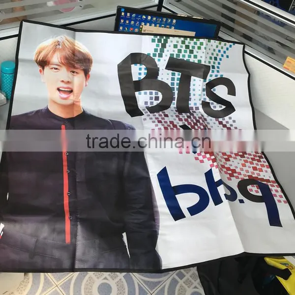 Portable Outdoor Picnic Mat Beach Mat Family Camping Mat OEM Waterproof Matt Laminated PP Woven With Non Woven Bag photo-2