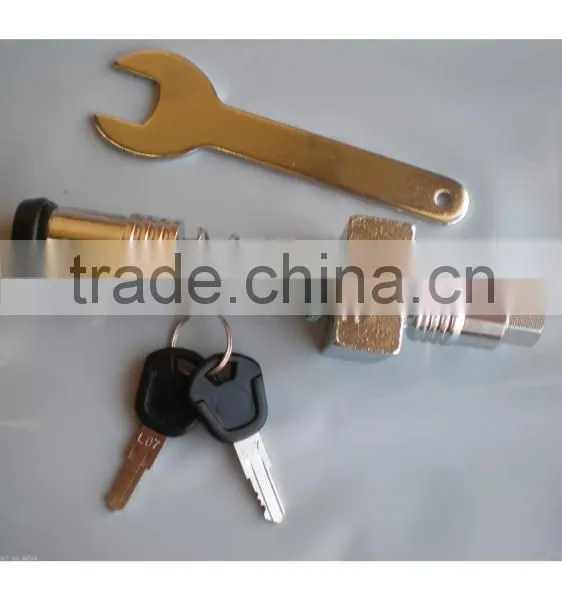 Anti Rattle Hitch Lock photo-3