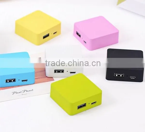 OEM Power Bank Perfume Power Bank Compact Charger With Custom Logo photo-6