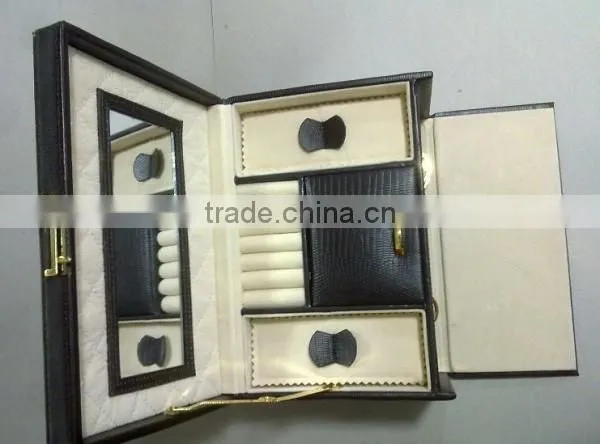 Cosmetic Box Packaging, Handle-type Foldable Cosmetic Gift Set Packaging Box photo-5