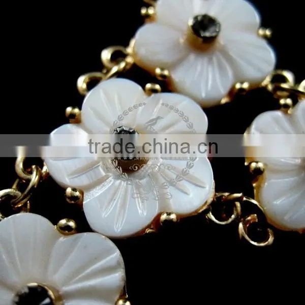 Vintage White Shell Flower Chunky Choker Fashion Women Statement Necklace Jewelry 2013 6390023 photo-5