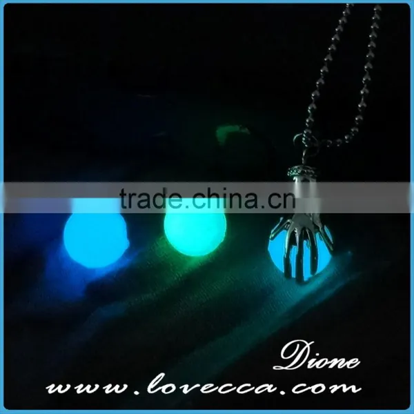 How Cool!! Glowing Magic Heart Locket Stone Pendants Lights Up In The Dark photo-6