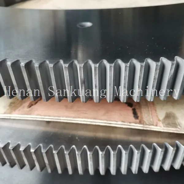 Slewing Ring Bearing With Internal Gear Drive and Bolt-on Mounting photo-2