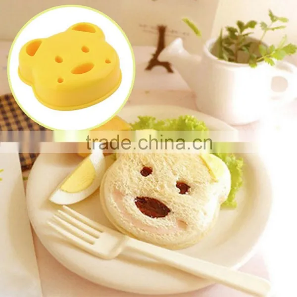 2015 New Home DIY Cookie Cutter Plastic Sandwich Toast Bread Mold Maker Cartoon Bear Cake Mold Cooking Tools photo-4