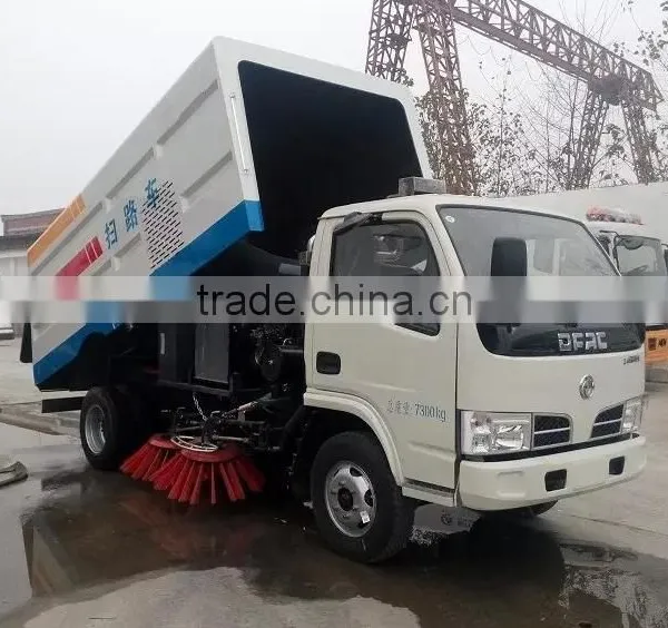 High Performance Dongfeng 4cbm Road Cleaning Truck photo-4
