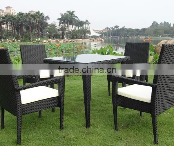 Simple Rattan Dinning Garden Set photo-3