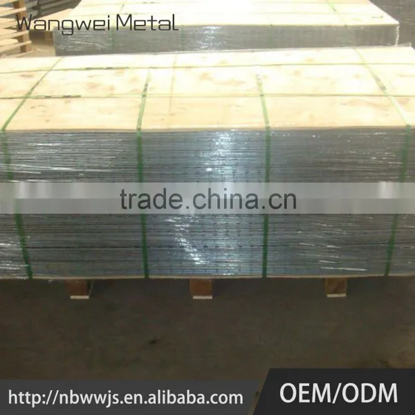 Wholesale Price Galvanized/pvc Coated Welded Wire Mesh photo-5