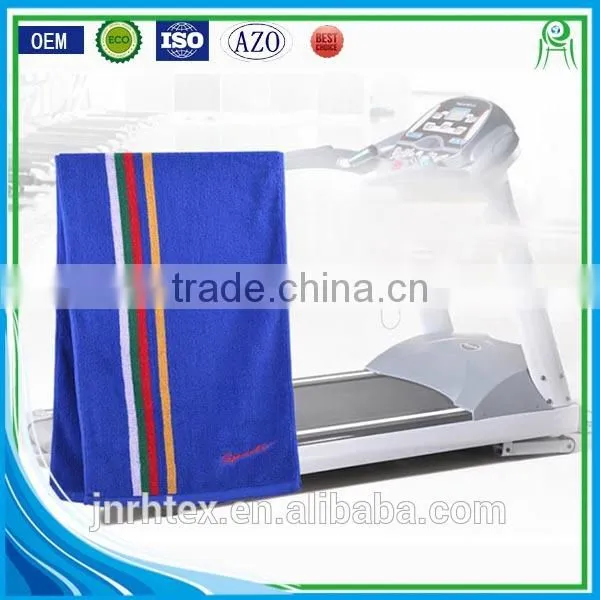 Custom Emboridered Logo Gym Towel for Twenty Age Group Team photo-3