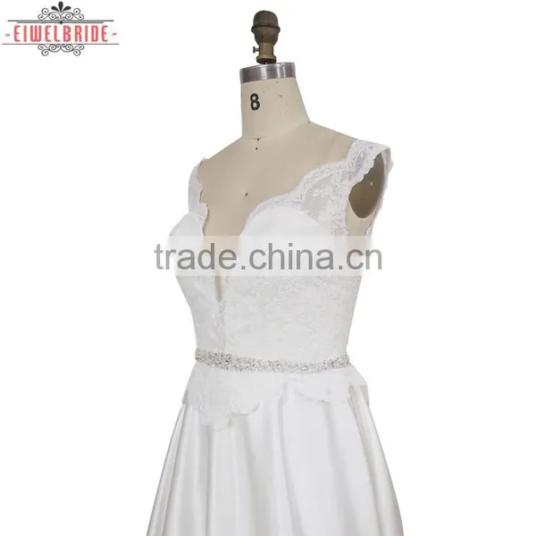 Custom A Line Lace Appliques Wedding Dress photo-3