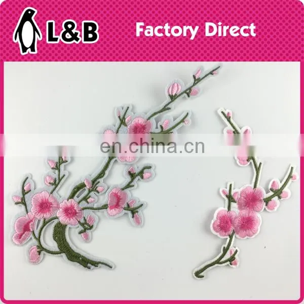 2017 Wholesale Chinese Custom Iron on Embroidery Heat Rose Patch photo-5